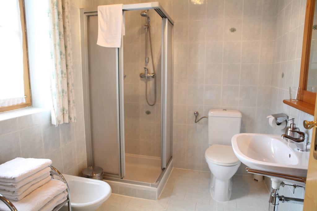 Hotel Rosenhof Ebensee Zimmer foto